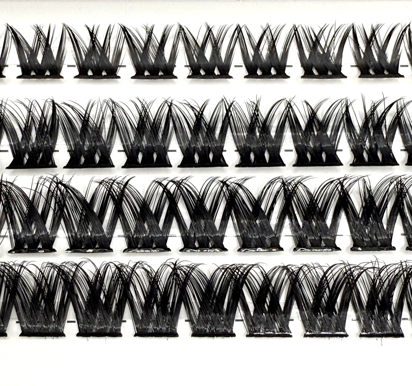 Clutch VOLUME Lashes